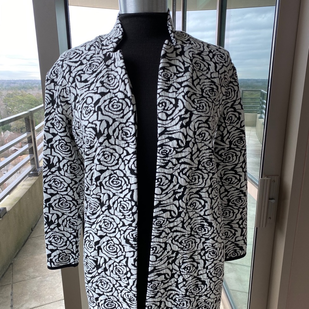 PHILOSOPHY:  LIGHT-WEIGHT BLAZER/JACKET- XS